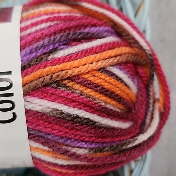 Coach Schachenmayr SMC Bravo Jacquard 254 Yds 4  Hanks Rainbow Acrylic Yarn - Picture 5 of 13